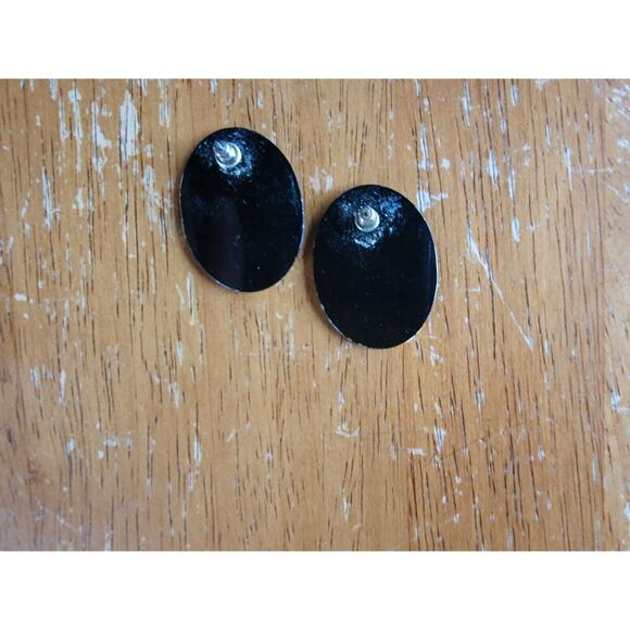 Vintage Gold Redish Brown black Plastic enamel post earrings Boho Style - Picture 2 of 3